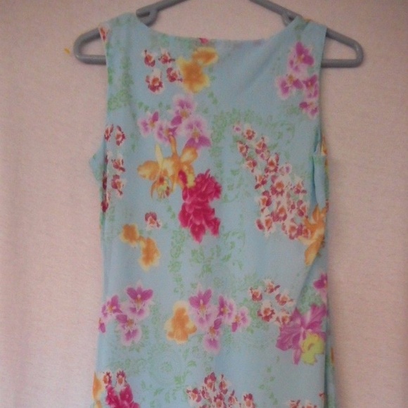 B. Moss Size 4 Blue Floral lined sleeveless - Picture 3 of 8
